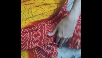 New Indian Hot Sexy Sari Aunty Fucked By A Young Guy