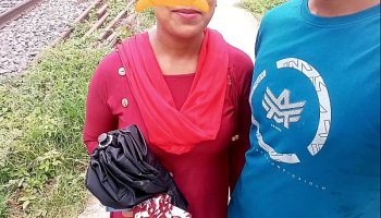 Watch रास्ते में मुलाकात हुई लडकी को घर बुलाकर चुदाई