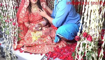 Amazing Hindustani Desi Marriage Home Invasion Family Fuck Desi  In Hindi Audio Must Watch