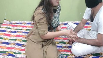 Hot Karachi Girl First Time Desi Couple Exclusive Hardcore Play Video Best Desi Hardcore Play Uncensored Clip