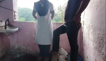 Watch देसी कॉलेज गर्ल ट्यूशन से निकल के अपने टीचर के साथ किया गंदा काम