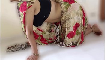 Watch हॉट इंडियन कामवाली मालिक के बेटे Bbc बड़े लण्ड के साथ  चुदाई हिंदी ऑडियो में Xxx