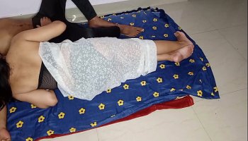 Inside Family Aunty Sharing Bed With Me When Her Husband Not In Adult Scene Mood Uncensored Scene