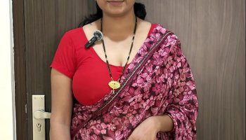Amazing Friends Sexy Hug Boobs Wife Priya Neighbor Bhabhi Came To Get Pumped, She Was Getting Bored Alone Must Watch
