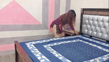 Watch Hottest Sari Bhabhi Hot Girl Room Dusting Kr K Thaki Hui Thi Us Ki Chudai Kr K Boy Ny Sari Thakan Dur Kr D Xxx