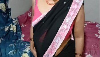 Best Desi Indian Big Boobs Hot And Sexy Maid Caught Desi Wife Indian Girl In A Dream
